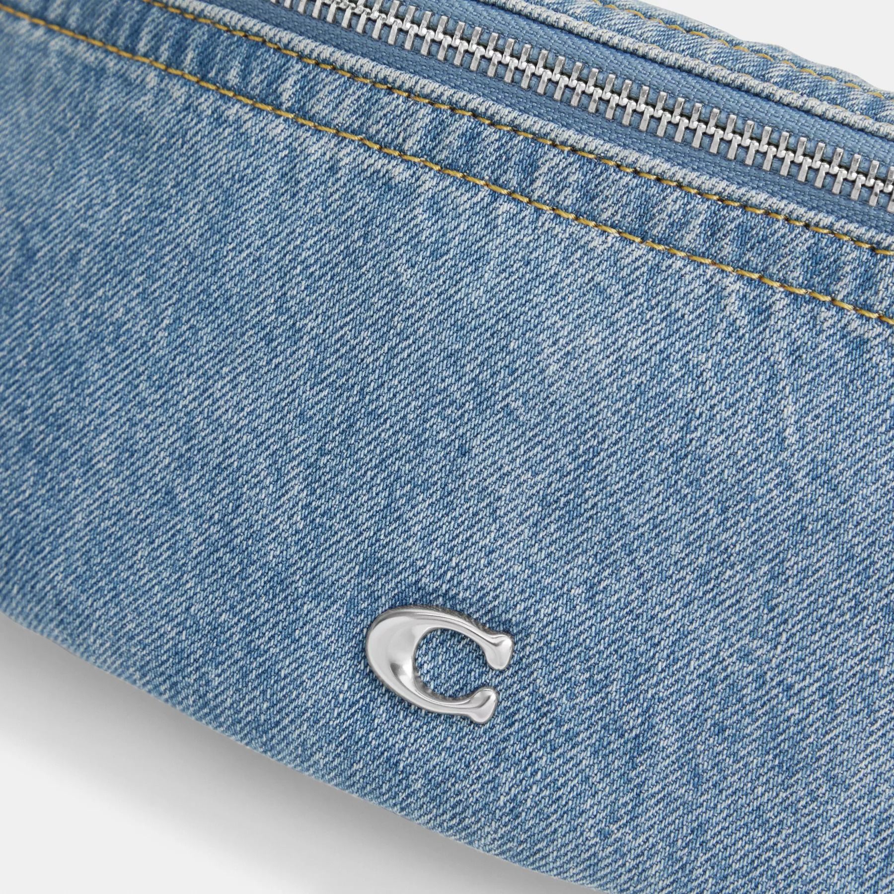  Túi Coach Charter Belt Bag 7 'Indigo Denim' 