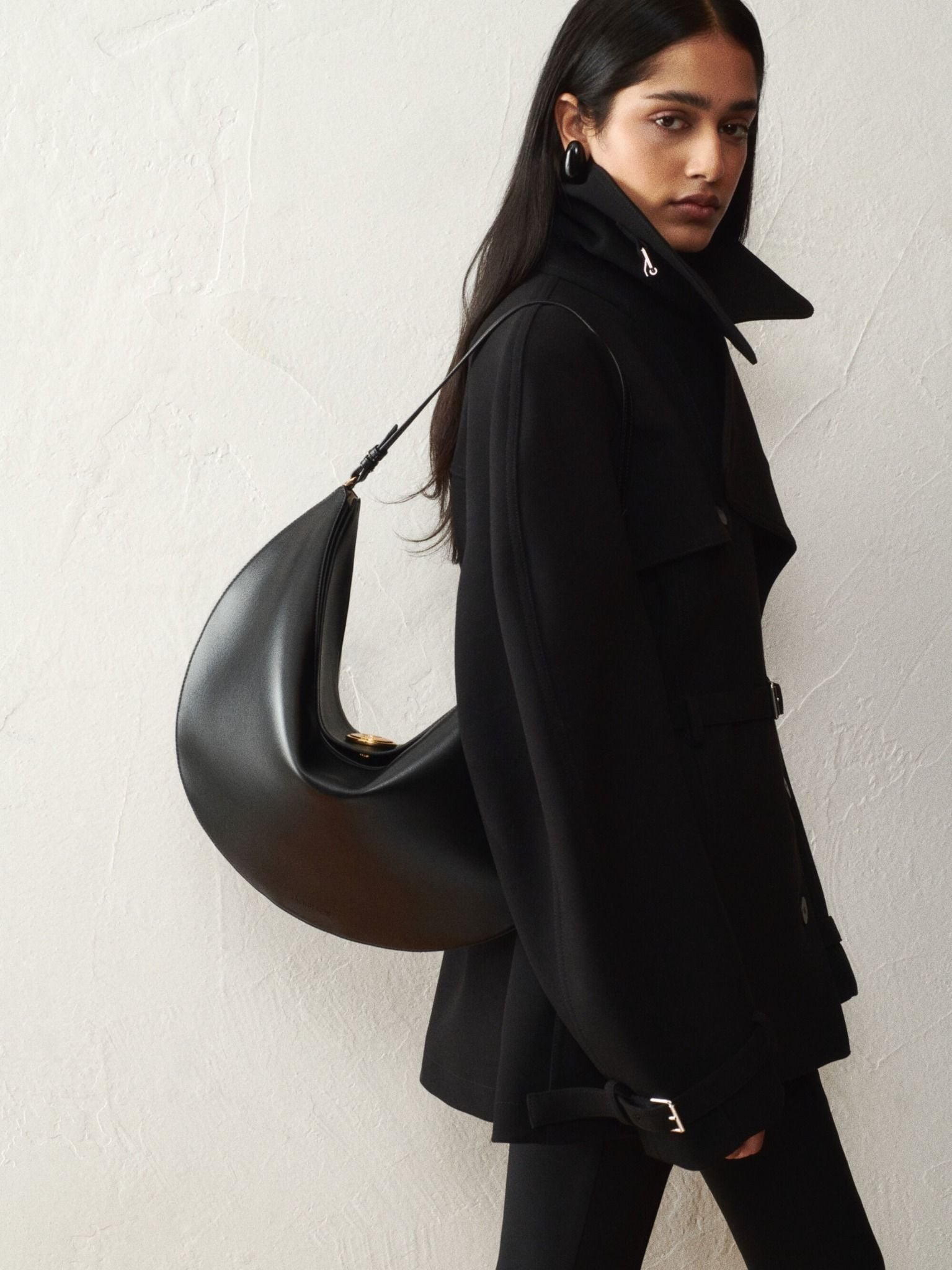  Túi Nữ Jacquemus The Ovalo Bag 'Black' 