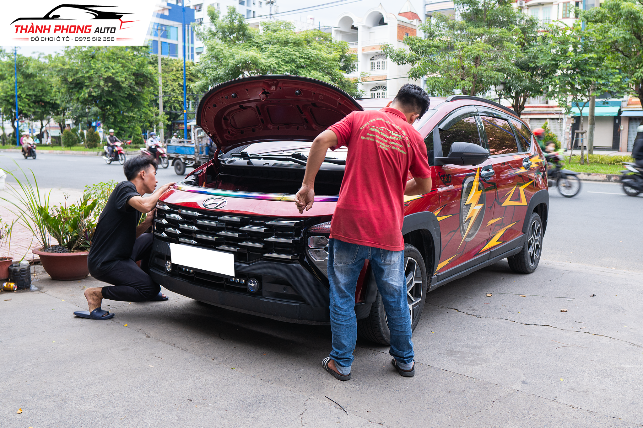  Hyundai Stargazer Lắp Bi Trợ Sáng Aozoom EX3 