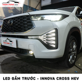  Toyota Innova Cross HEV nâng cấp LED gầm trước 