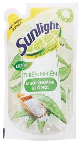 Nước Rửa Chén Sunlight muối khoáng lô hội túi 550g