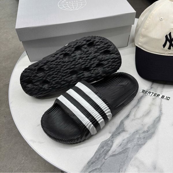 328 - Dép Quai Ngang Adidas Adilette 22 'Black' - IG3670