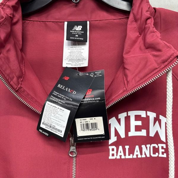 Áo Khoác New Balance Women's Wind Full Zip College Windbreaker - WJ13800 - 1466