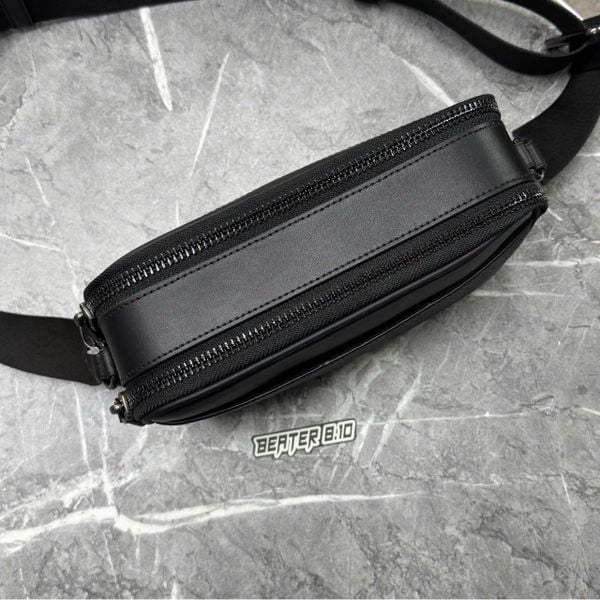 995 - Túi Đeo Chéo COACH Graham Crossbody Bag In Signature Canvas Black - CV921