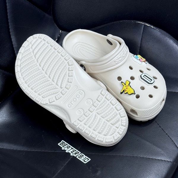 Dép Sandal Clog Unisex Crocs Classic Light Bone - 910