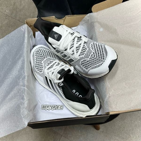 976 - Giày Adidas UltraBoost 1.0 ‘Oreo’ - IH4924
