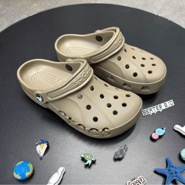 932 - Giày Sandal Clog Unisex Crocs Baya - Khaki - 10126-2V3