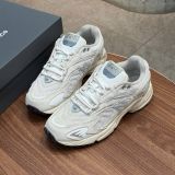 684 - Giày Thể Thao New Balance 725 Light Gray - ML725BA