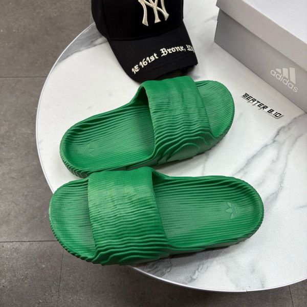 214 - Dép Quai Ngang Adidas Adilette 22 Green - IF5395