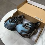 343 - Giày Adidas Yeezy Foam RNNR MX Cinder - ID4126