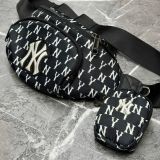 498 - Túi Bao Tử MLB Monogram Hip Sack New York Yankees 3AHSM012N-50BKS