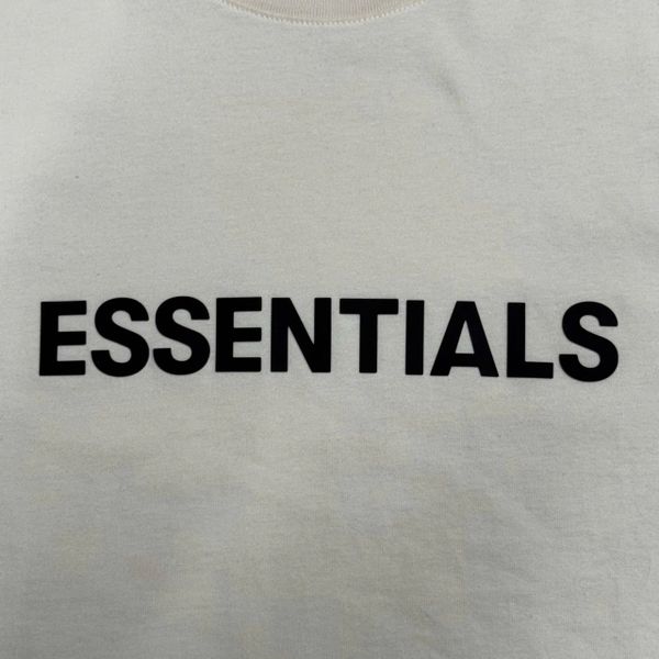202 - Áo Tee Fear Of God Essentials Cream SS20