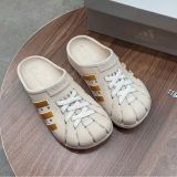 561 - Dép Sục Adidas Adilette Clogs màu kem vàng - GY1827