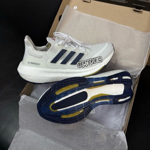 986 - Giày Adidas Ultraboost Light 'Crystal White' - ID3285