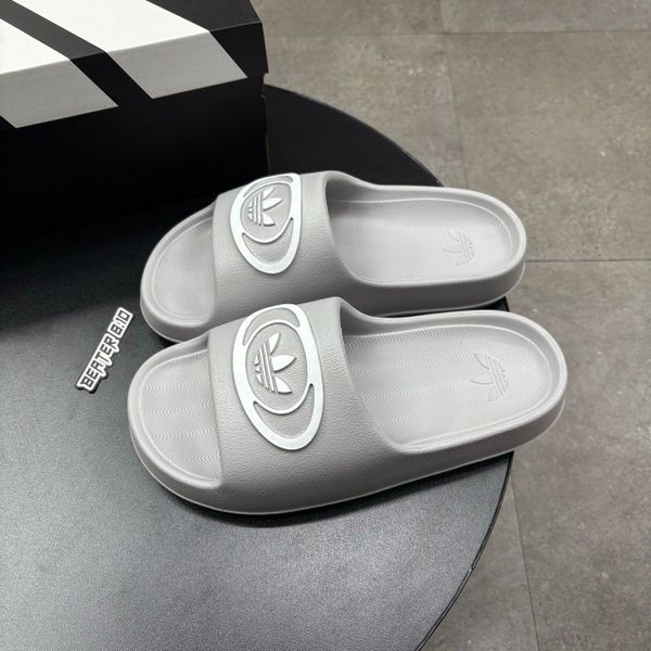 953 - Dép Adidas Adilette Trefoil Badge Slide Grey White
