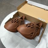 316 - Giày Adidas Yeezy Foam Rnnr 'Clay Red' - HP5335