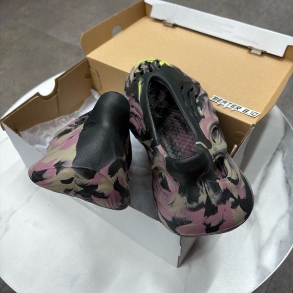 344 - Giày Adidas Yeezy Foam RNNR MX Carbon - IG9562