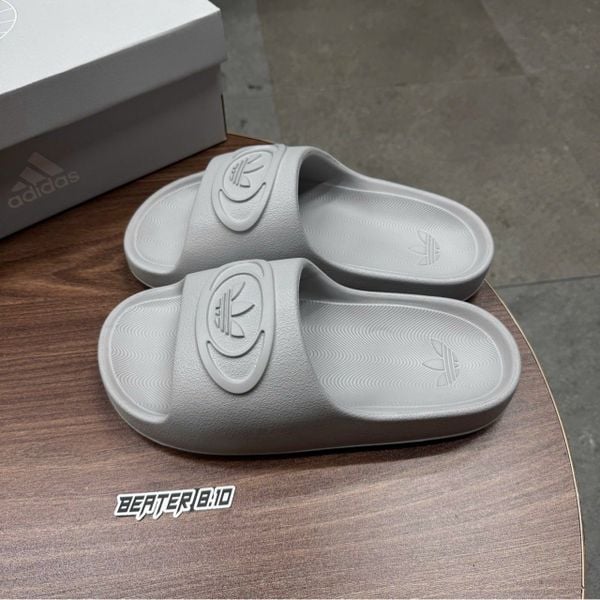 918 - Dép Adidas Adilette Trefoil Badge Slide Grey