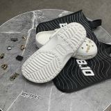 418 - Dép Sandal Clog Unisex Crocs Classic (Black/ White/ Bone/ Blue)