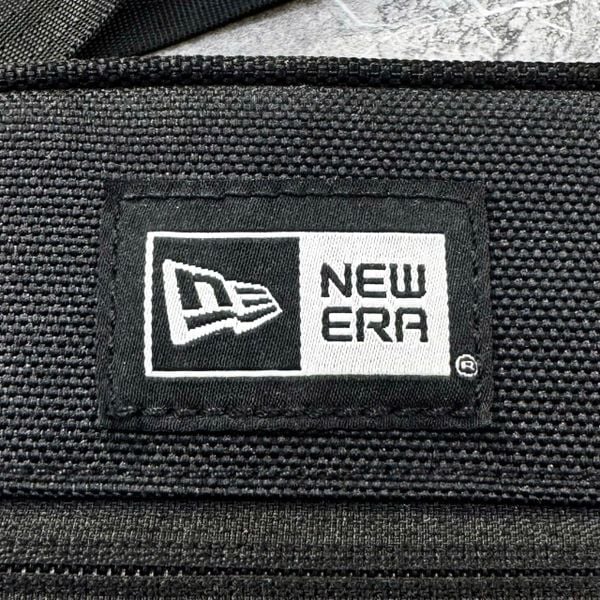 640 - Túi Đeo Chéo New Era x Pokemon Pikachu Shoulder Bag Black - 14124524