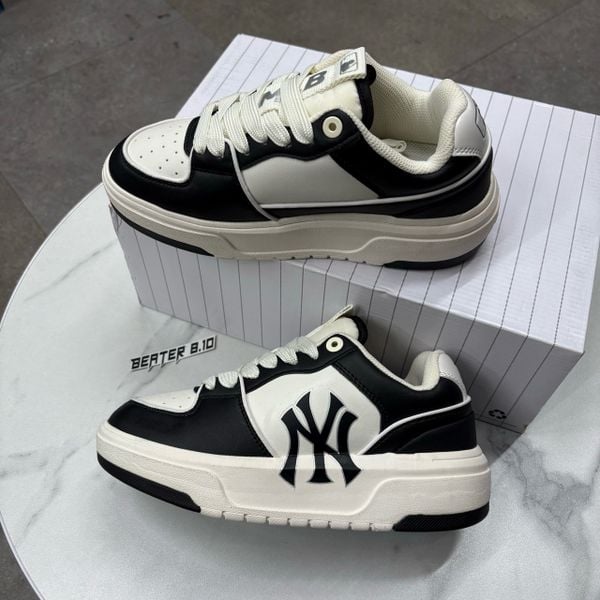 247 - Giày MLB Chunky Liner New York Yankees Panda - 3ASXCLB3N