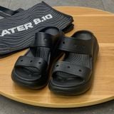 570 - Dép Sandal Clog Unisex Crocs Classic Crush màu đen - 207670-001