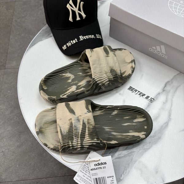 326 - Dép Quai Ngang Adidas Adilette 22 ‘Olive Strata’ - IG5918