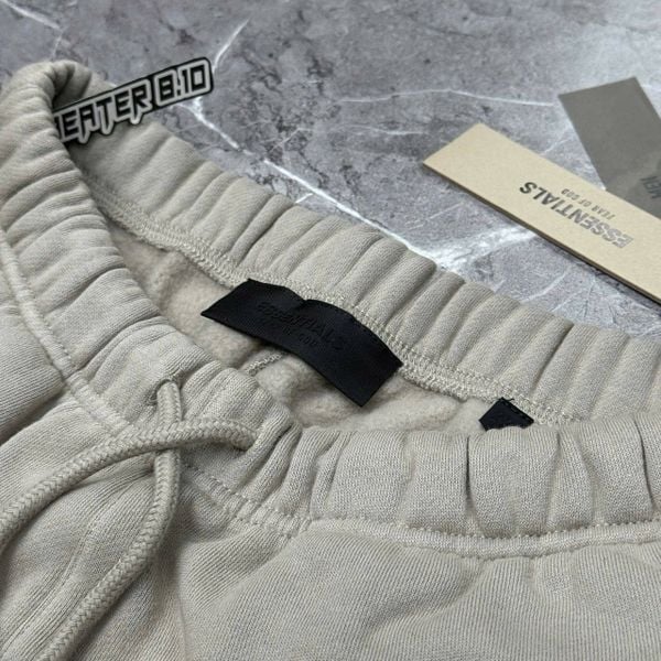444 - Quần Fear Of God Essentials 'Seal' SS24