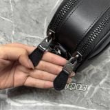 995 - Túi Đeo Chéo COACH Graham Crossbody Bag In Signature Canvas Black - CV921