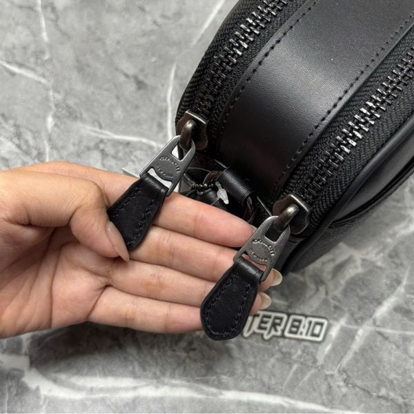 995 - Túi Đeo Chéo COACH Graham Crossbody Bag In Signature Canvas Black - CV921