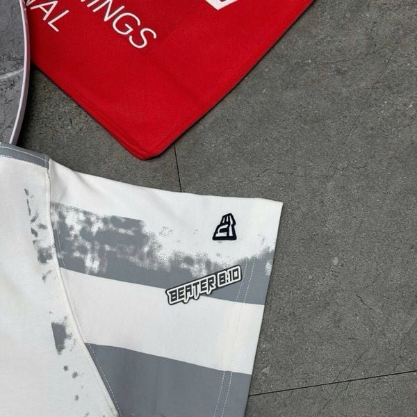 996 - Áo thun New Era New York Yankees White & Grey Stripe Wash - 13556529