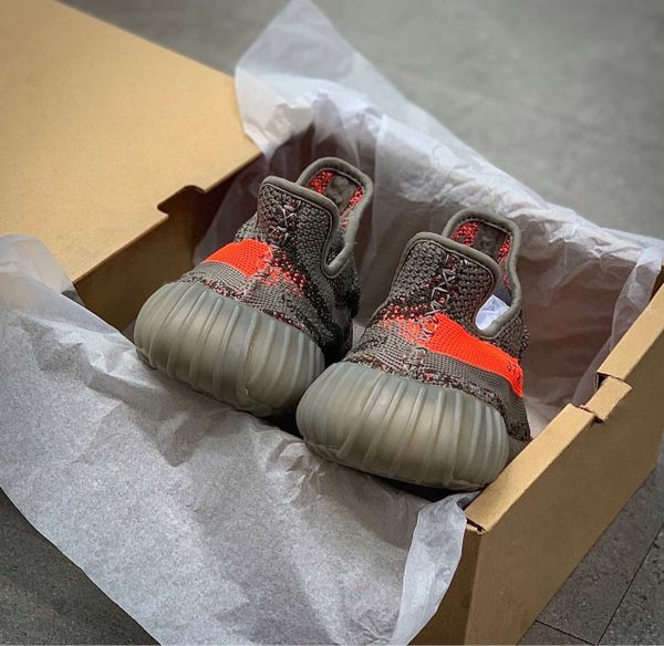 583 - Giày Adidas Yeezy Boost 350 V2 Beluga Reflective - GW1229