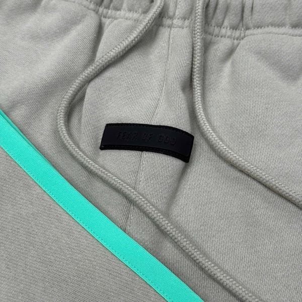 444 - Quần Fear Of God Essentials 'Seal' SS24