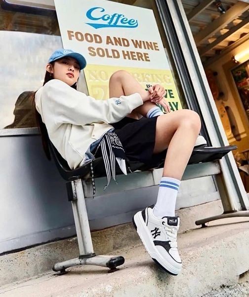 1024 - Giày MLB Chunky Liner Denim Pocket New York Yankees Black - 3ASXD015N