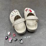 910 - Dép Sandal Clog Unisex Crocs Classic Light Bone