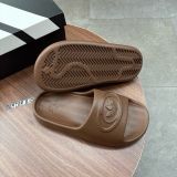 938 - Dép Adidas Adilette Trefoil Badge Slide Flax