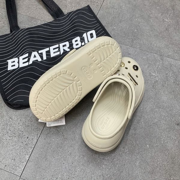 429 - Giày Clog Unisex Crocs Crush Classic Bone - 207521-2Y2