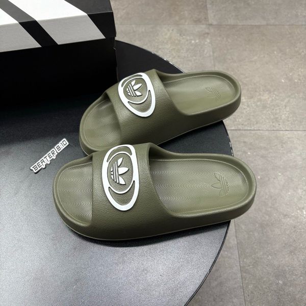 953 - Dép Adidas Adilette Trefoil Badge Slide Grey White