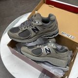 493 - Giày New Balance 2002R lẻ size, thanh lý giá tốt