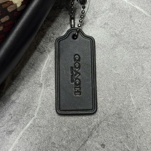 331 - Túi Đeo Chéo Coach Craftmanship Bar