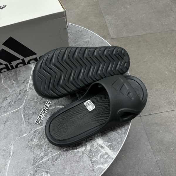 Dép Adidas Adicane 