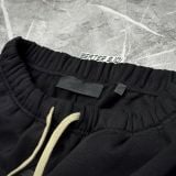 1022 - Quần Fear of God Essentials Fleece Sweatpant 