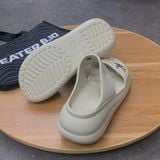 569 - Dép Sandal Clog Unisex Crocs Classic Crush màu kem - 207670-2Y2