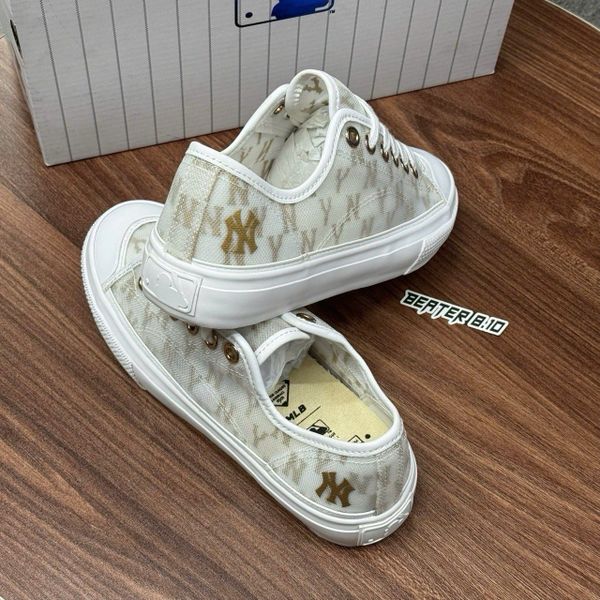 383 - Giày MLB Playball Mono Mesh New York Yankees Gold (3ACVVMS2N)