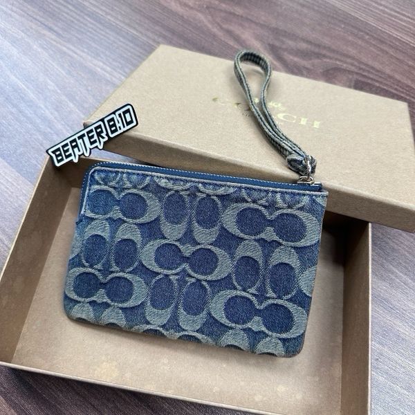 Ví Coach Corner Zip Wristlet Wash Denim - 1174