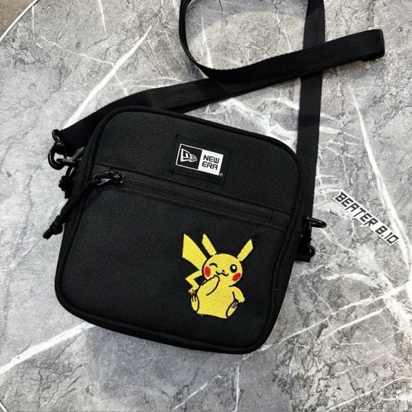 640 - Túi Đeo Chéo New Era x Pokemon Pikachu Shoulder Bag Black - 14124524