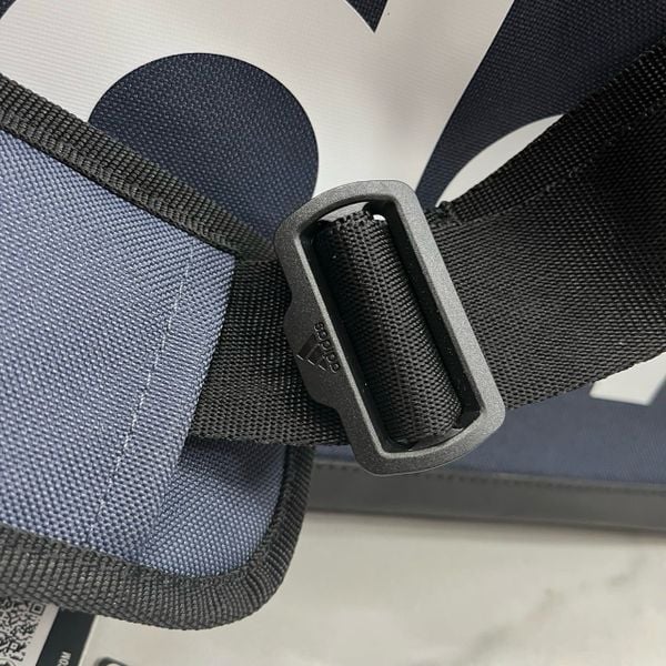 Túi Adidas Duffel Linear Essentials Shadow Navy Cỡ Vừa - HR5349 - 1376