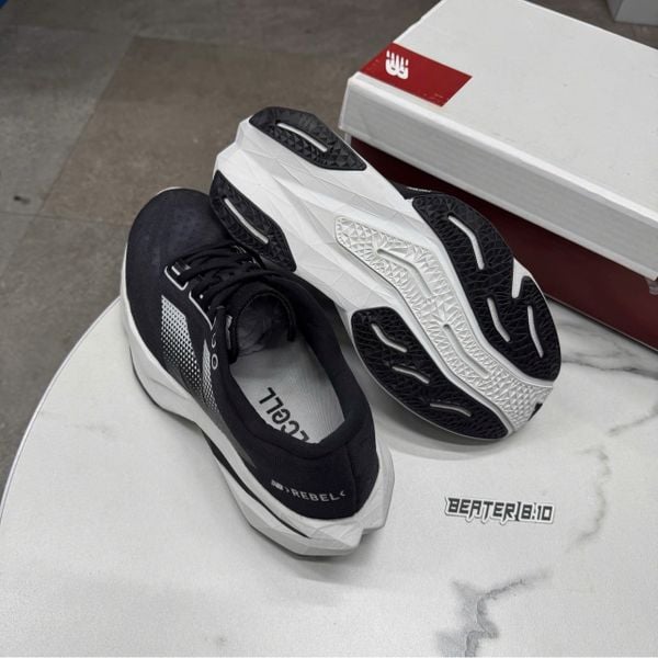 Giày chạy bộ New Balance Fuelcell Rebel v4 ‘Hot Mango’ - MFCXCO4 - 720