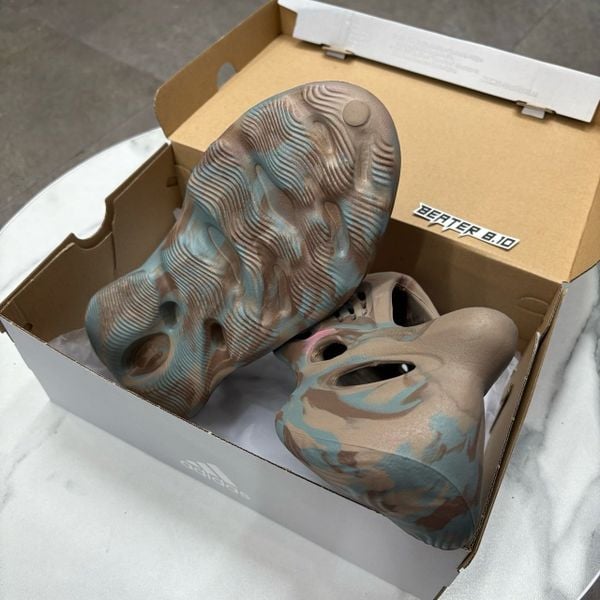 323 - Giày Adidas Yeezy Foam Rnnr ‘MX Sand Grey’ - GY3969