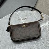 808 - Túi Coach kẹp nách Nolita 19 In Signature Canvas - CS442